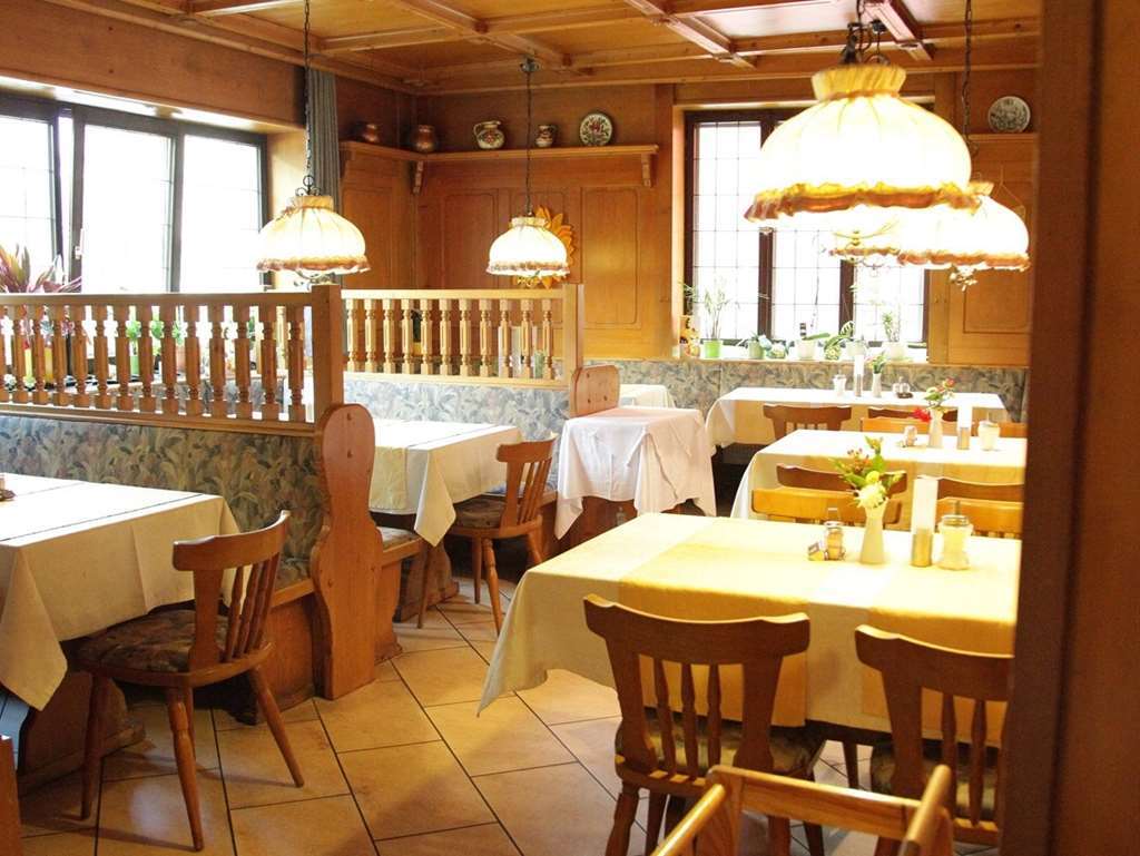 Gasthof Hotel Bauer Hersbruck Restaurant photo